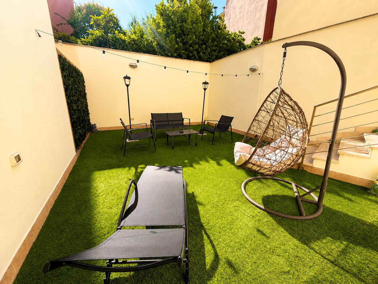 Giardino reale di una struttura Del Console a Modugno